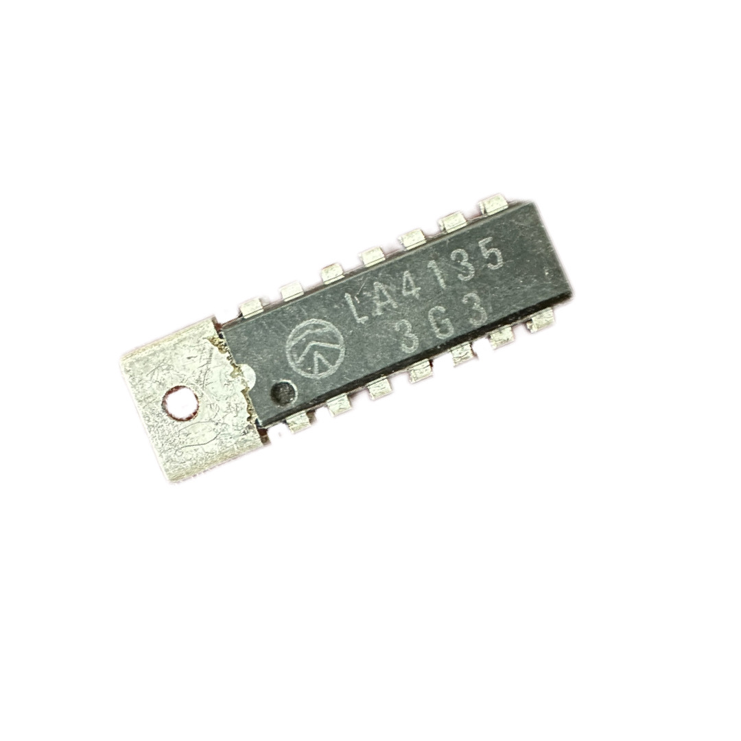  آی سی LA4135-2