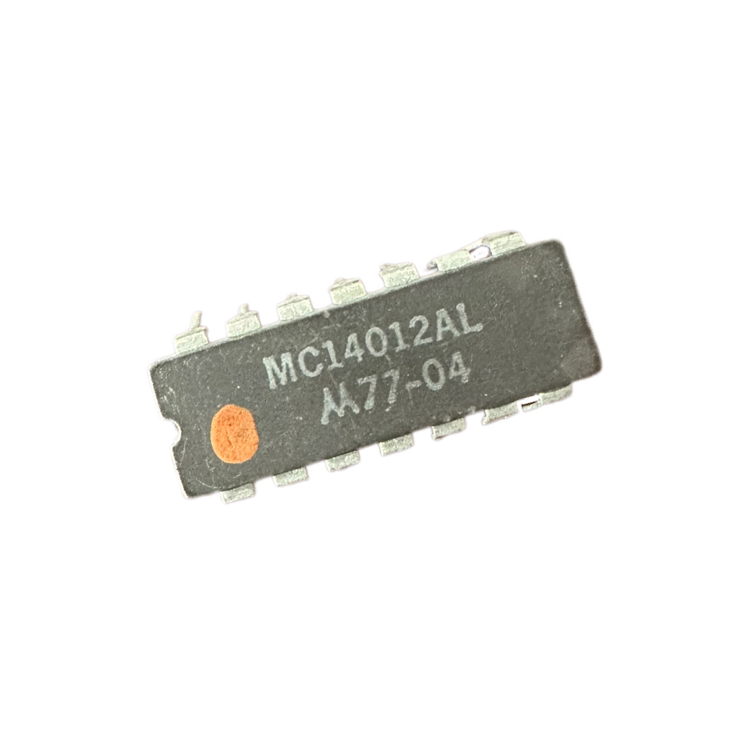  آی سی MC14012AL-2